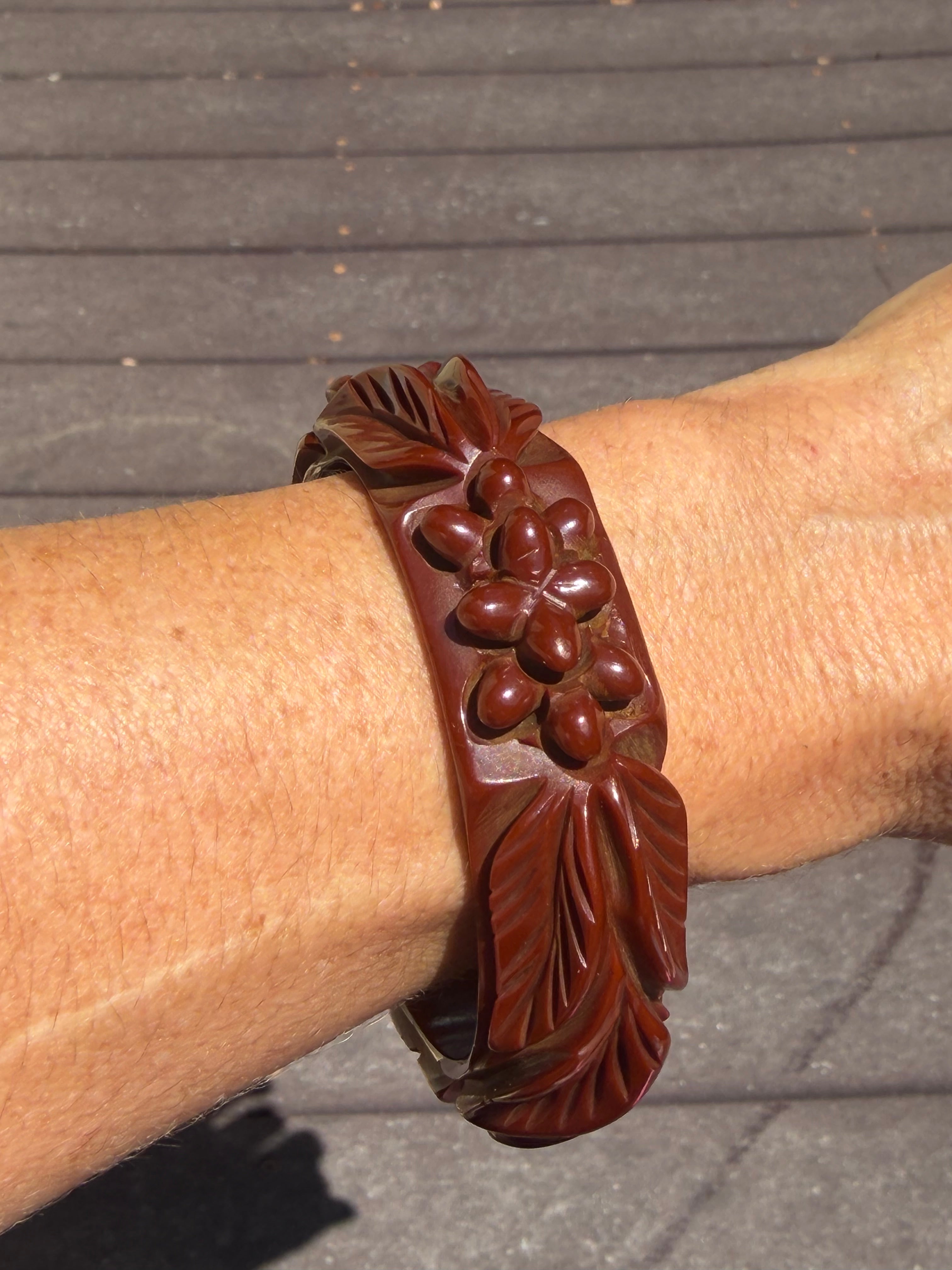 Chocolate Bakelite Bangle with deep Carved leaves and Berries
